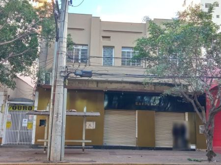 Sala / Salão / Loja em Centro