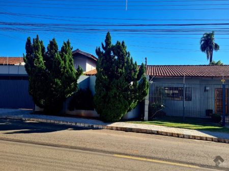 Casa-Térrea em Giocondo Orsi II