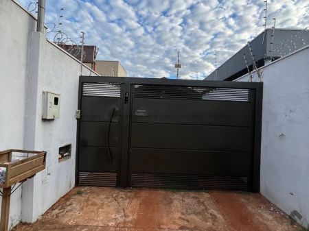 Casa-Térrea em Jardim N. Sra. do Perpétuo Socorro