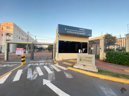 Apartamento em Pioneiros