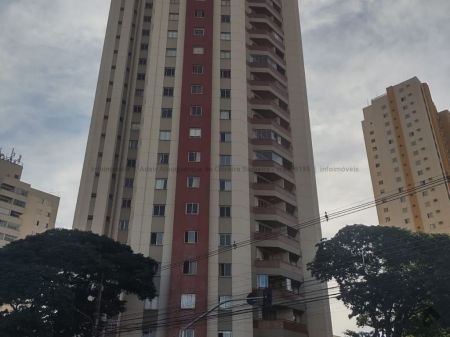 Apartamento em Jardim dos Estados