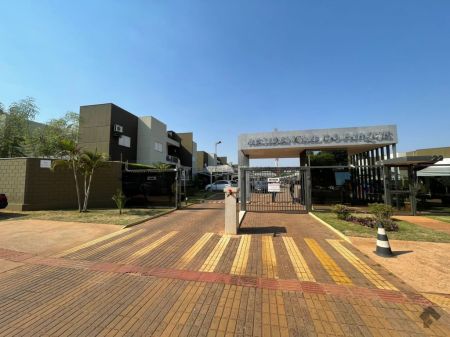 Apartamento em Jardim Veraneio