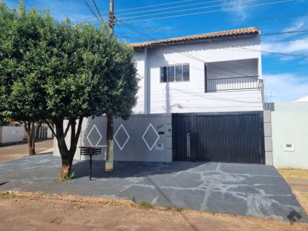 Sobrado em Caiçara