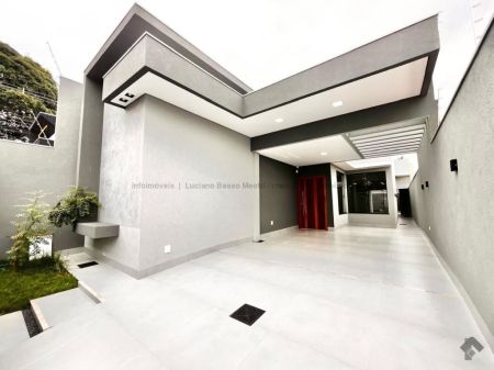 Casa-Térrea em Rita Vieira