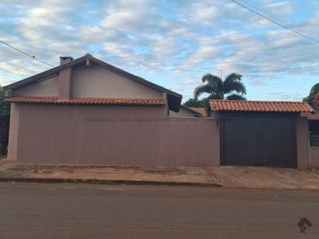 Casa-Térrea em Centro