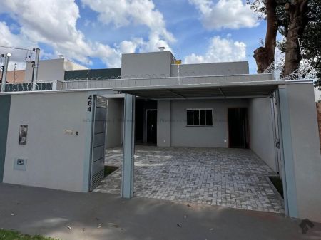 Casa-Térrea em Rita Vieira