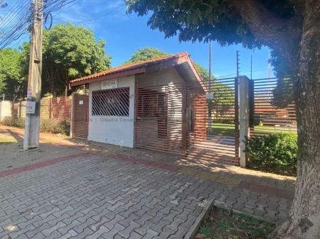Apartamento em Jardim São Lourenço