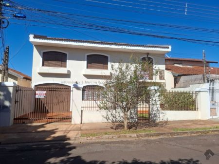 Sobrado em Giocondo Orsi