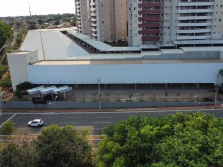 Imóvel Comercial em Carandá