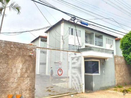 Apartamento em Guanandi