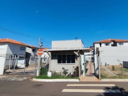 Apartamento em Residencial Sírio Libanês I