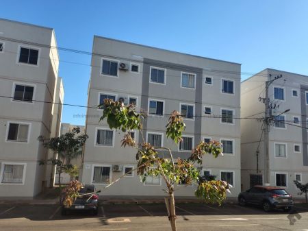 Apartamento em Pioneiros