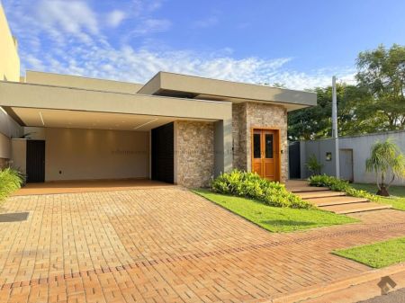 Casa-Térrea-Condomínio em Residencial Porto Madero