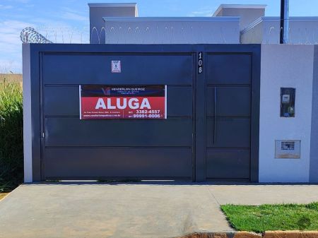 Casa-Térrea em Residencial Figueiras do Parque