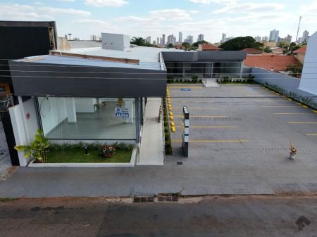Sala / Salão / Loja em Centro
