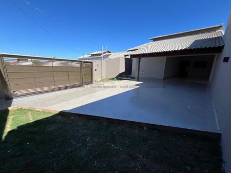 Casa-Térrea em Loteamento Água Limpa Park