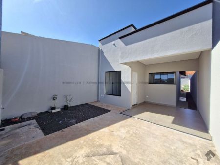 Casa-Térrea em Santa Carmélia
