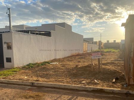 Terreno em Residencial Figueiras do Parque