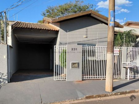 Casa-Térrea em Rita Vieira