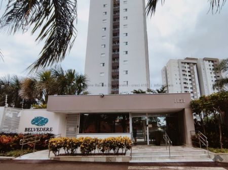 Apartamento em Jardim Seminário