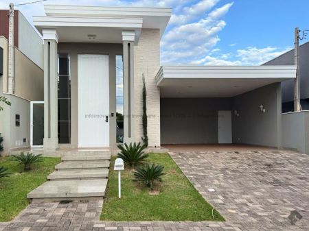 Casa-Térrea-Condomínio em Residencial Porto Madero