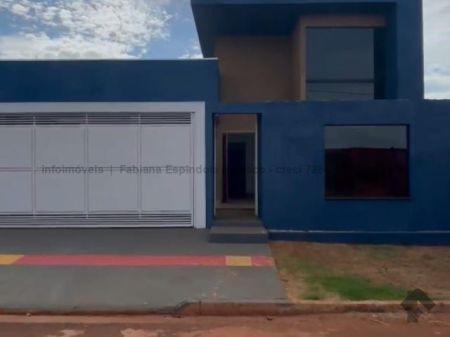 Casa-Térrea em Vival dos Ipês