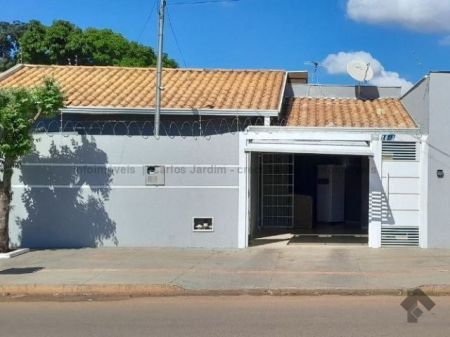 Casa Comercial em Jardim São Conrado