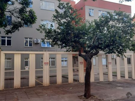 Apartamento em Jardim dos Estados