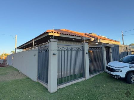 Casa-Térrea em Jardim Cristhais II
