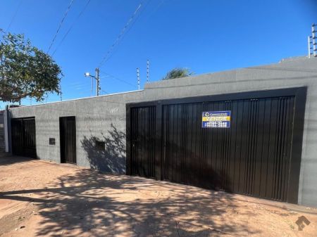 Casa-Térrea em Jardim Samambaia