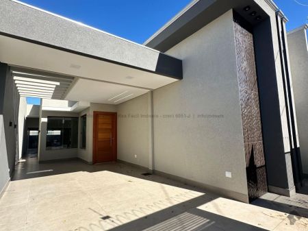 Casa-Térrea em Rita Vieira
