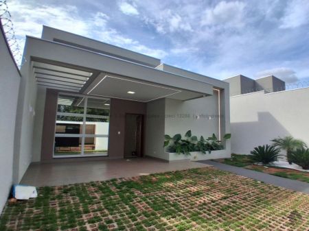 Casa-Térrea em Vila Nasser