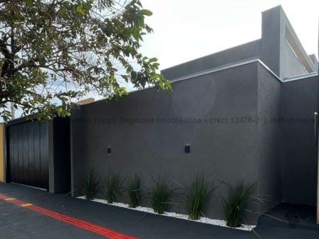 Casa-Térrea em Jardim Cristhais II