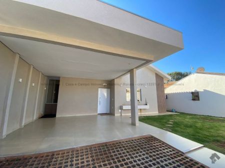 Casa-Térrea em Rita Vieira