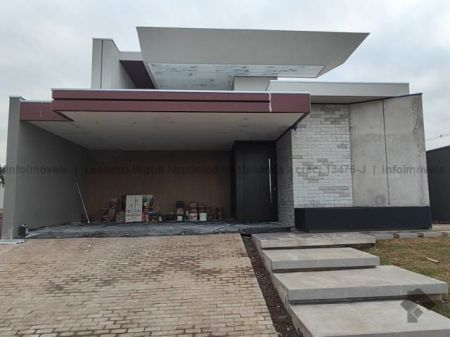 Casa-Térrea-Condomínio em Terras Alphaville