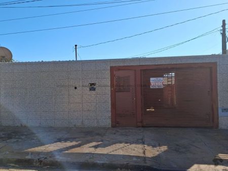 Casa-Térrea em Coophavila