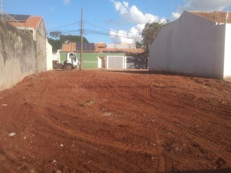 Terreno em Parque Rita Vieira