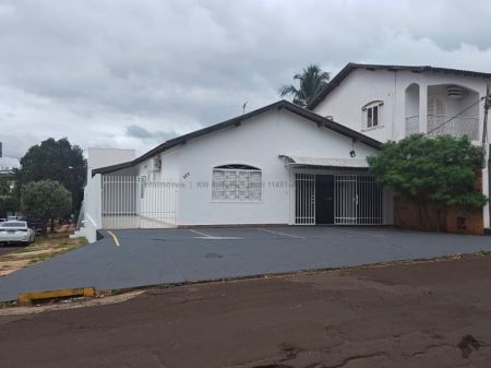 Casa Comercial em Itanhangá Park