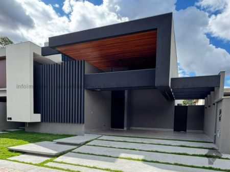 Casa-Térrea-Condomínio em Pq. Residencial Damha III