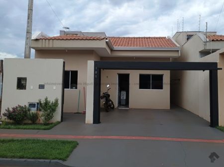 Casa-Térrea em Jardim Cristhais II