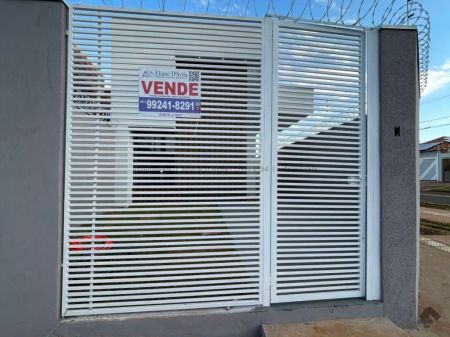 Casa-Térrea em Vila Nasser