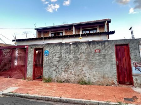 Sobrado em Taquarussú