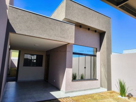 Casa-Térrea em Loteamento Água Limpa Park