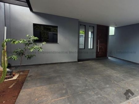 Casa-Térrea em Seminário