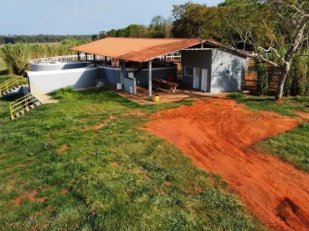 Fazenda em Zona Rural