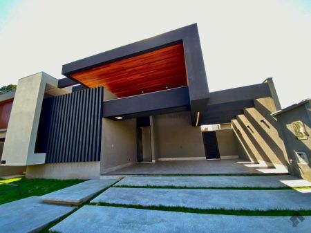 Casa-Térrea-Condomínio em Pq. Residencial Damha III