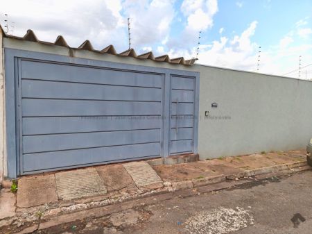 Casa-Térrea em Vila Bandeirante