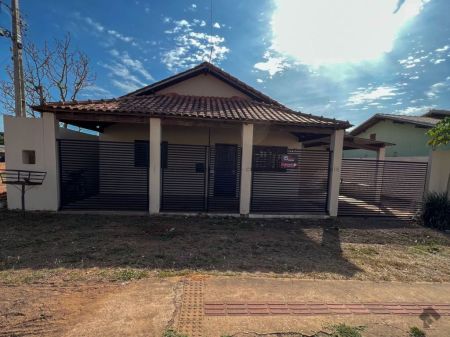 Casa-Térrea em Centro