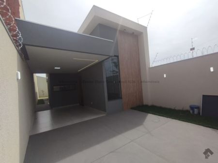 Casa-Térrea em Vila Nasser
