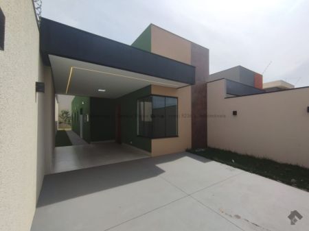 Casa-Térrea em Vila Nasser